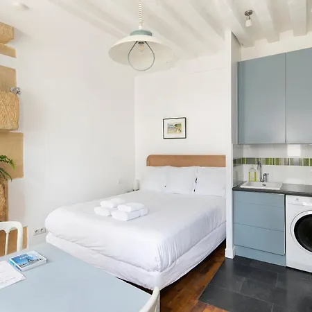 Appartement Vertus Paris Room photo